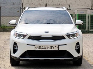 기아 스토닉 가솔린 1.4 트렌디