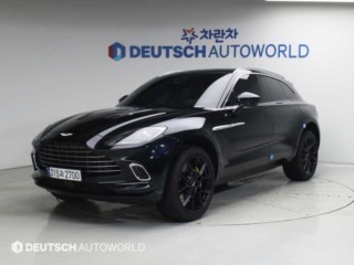 애스턴마틴 DBX 4.0 V8