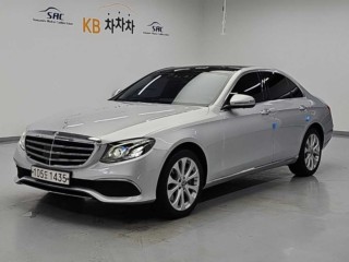 벤츠 E 클래스 E-클래스 W213 E300 4MATIC 익스클루시브