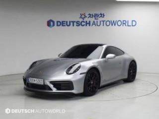 포르쉐 911 911(992) 카레라 4 GTS