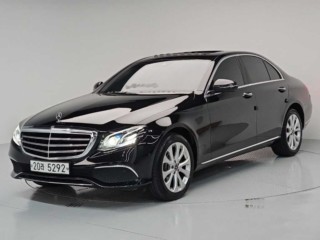 벤츠 E 클래스 E-클래스 W213 E220d 4MATIC 익스클루시브