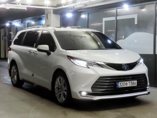 토요타 시에나 2.5 2WD 하이브리드