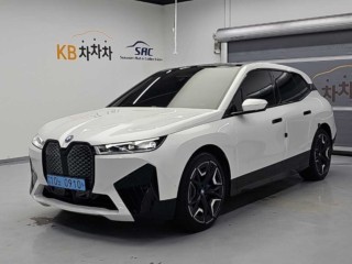 BMW iX xDrive 50 스포츠 플러스
