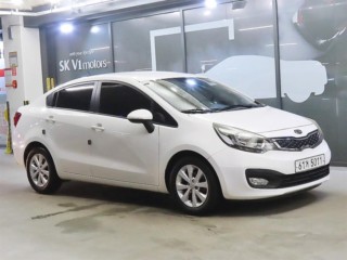 기아 프라이드 올뉴프라이드 4DR 1.6GDI 럭셔리 ECO PLUS
