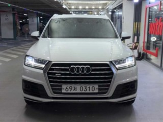아우디 Q7 Q7 (4M) 45 TDI 콰트로 스포트
