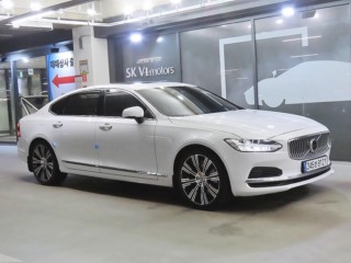 볼보 S90 T8 AWD 얼티메이트 브라이트
