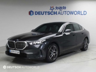 BMW 5시리즈 5시리즈 (G60) 520i 기본형