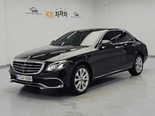 벤츠 E 클래스 E-클래스 W213 E300 4MATIC 익스클루시브