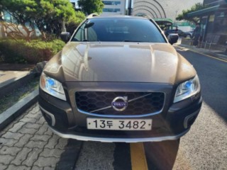 볼보 XC70 D4 모멘텀