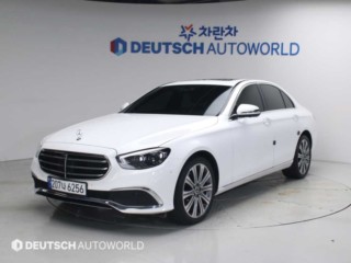 벤츠 E 클래스 E-클래스 W213 E300e 4MATIC 익스클루시브