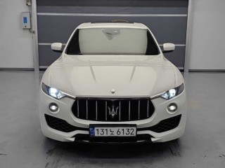 마세라티 르반떼 3.0  AWD 그란 루쏘