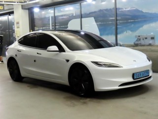 테슬라 모델 3 RWD