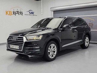 아우디 Q7 Q7 (4M) 45 TFSI 콰트로