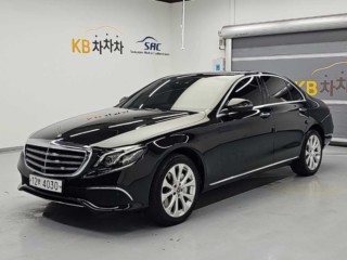 벤츠 E 클래스 E-클래스 W213 E300 4MATIC 익스클루시브