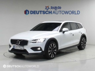 볼보 V60 V60 크로스 컨트리 2세대 2.0 B5 AWD