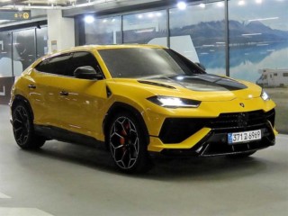 람보르기니 우루스 4.0 V8 퍼포만테