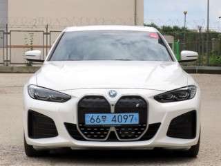 BMW i4 eDrive 40 M 스포츠