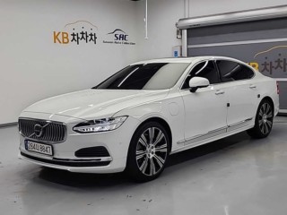 볼보 S90 T8 AWD 얼티메이트 브라이트