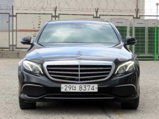 벤츠 E 클래스 E-클래스 W213 E300 4MATIC 익스클루시브
