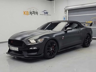 포드 머스탱 컨버터블