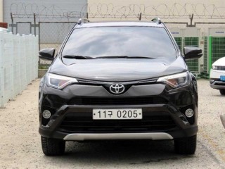 토요타 라브4 2.5 2WD