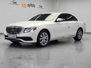 벤츠 E 클래스 E-클래스 W213 E300 4MATIC 익스클루시브