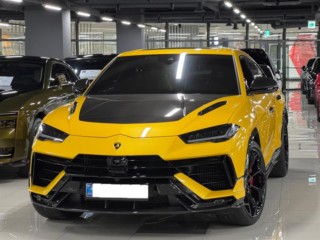 람보르기니 우루스 4.0 V8 퍼포만테