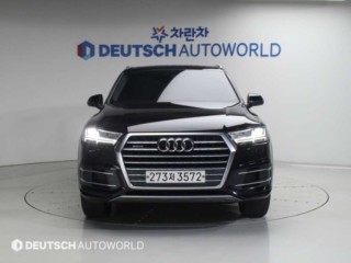 아우디 Q7 Q7 (4M) 45 TFSI 콰트로