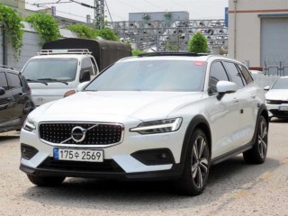 볼보 V60 V60 크로스 컨트리 2세대 2.0 B5 프로 AWD