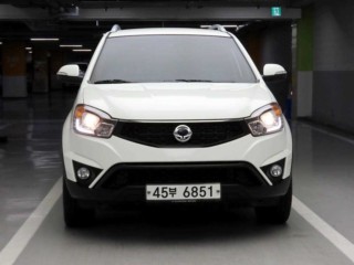 KG모빌리티(쌍용) 코란도 뉴코란도C 2WD 2.0 어드벤처