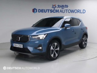 볼보 XC40 B4 AWD 울트라 브라이트