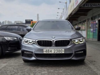 BMW 5시리즈 5시리즈 (G30) 520d xDrive M 스포츠 플러스