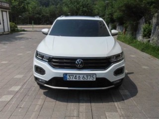 폭스바겐 티록 2.0 TDI 프레스티지