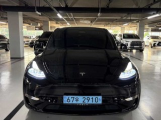 테슬라 모델 Y 롱 레인지