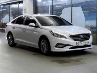 현대 쏘나타 LF 쏘나타 1.7 E-VGT 스마트 스페셜