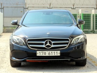 벤츠 E 클래스 E-클래스 W213 E220d 4MATIC 아방가르드