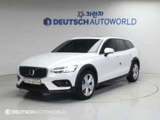 볼보 V60 V60 크로스 컨트리 2세대 2.0 T5 AWD