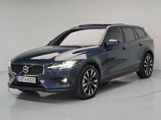 볼보 V60 V60 크로스 컨트리 2세대 2.0 B5 AWD