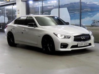 인피니티 Q Q50 3.5 하이브리드 에센스