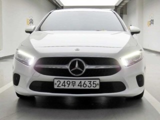 벤츠 A 클래스 A클래스 W177 A220 세단