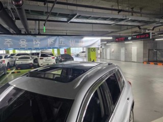 폭스바겐 티구안 뉴티구안 2.0 TDI 프리미엄