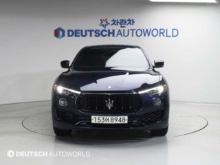 마세라티 르반떼 3.0 S AWD 그란루쏘