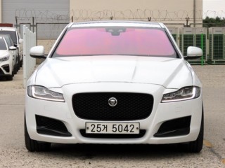 재규어 XF XF(X260) 3.0D 포트폴리오