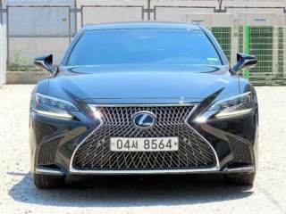렉서스 LS LS500h 3.5 플래티넘 AWD