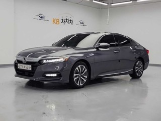 혼다 어코드 어코드(10세대) 2.0 하이브리드 투어링