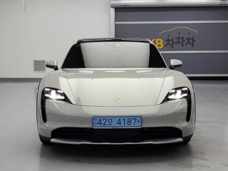 포르쉐 타이칸 크로스 투리스모 4S