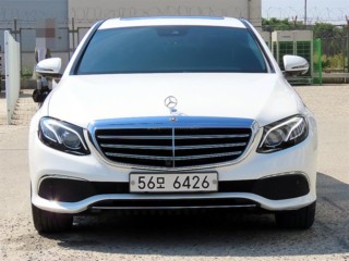 벤츠 E 클래스 E-클래스 W213 E300 4MATIC 익스클루시브 스텐다드