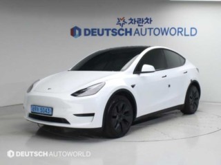 테슬라 모델 Y RWD