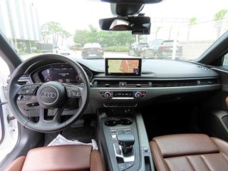 아우디 A4 A4 (B9) 40 TFSI