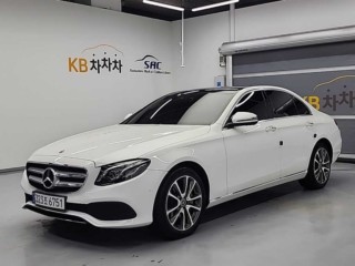 벤츠 E 클래스 E-클래스 W213 E300 4MATIC 아방가르드
